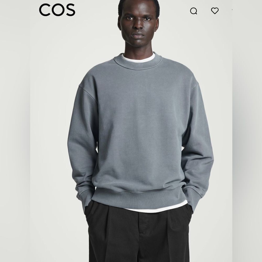 COS Men's Navy BlueCrewneck Sweatshirt